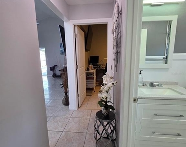 763 Country Woods Circle - Photo Thumbnail 10