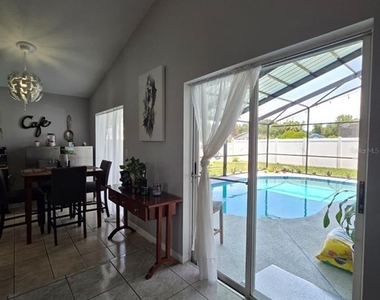 763 Country Woods Circle - Photo Thumbnail 23
