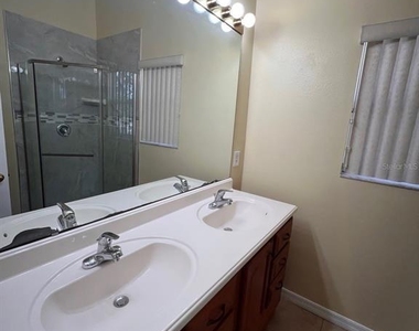 201 Watts Lane - Photo Thumbnail 11