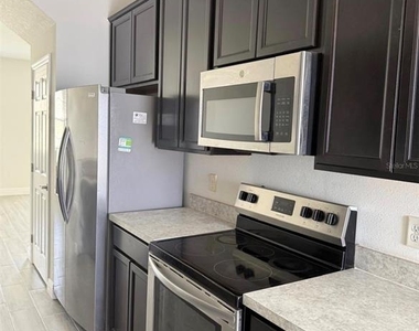 188 Holly Village Drive - Photo Thumbnail 9