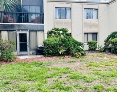 3298 Semoran Boulevard - Photo Thumbnail 1
