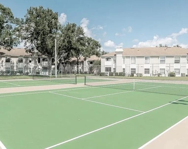 3298 Semoran Boulevard - Photo Thumbnail 16