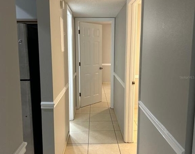 3298 Semoran Boulevard - Photo Thumbnail 2