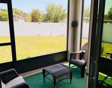 188 Tracy Court E - Photo Thumbnail 6