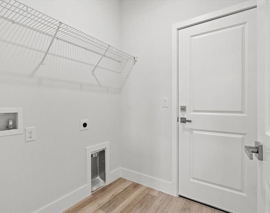 2120 Poinciana Drive - Photo Thumbnail 16
