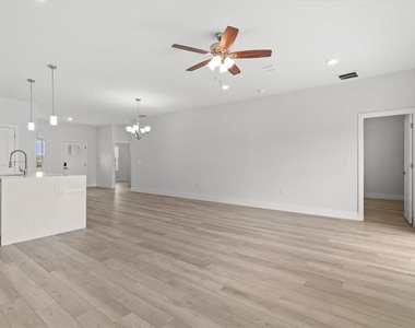 2120 Poinciana Drive - Photo Thumbnail 14
