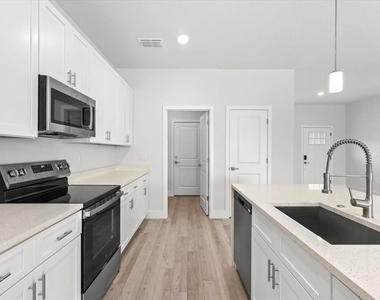 2120 Poinciana Drive - Photo Thumbnail 8