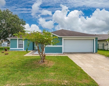 913 San Rafael Way - Photo Thumbnail 3
