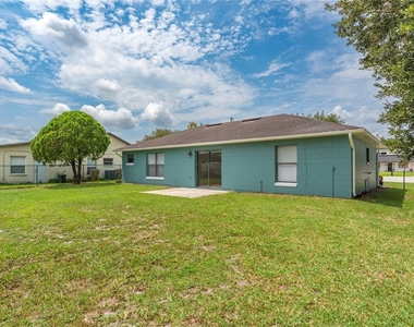 913 San Rafael Way - Photo Thumbnail 28