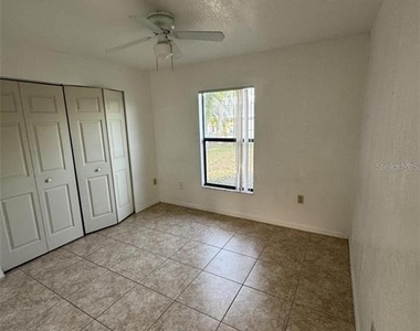 913 San Rafael Way - Photo Thumbnail 6
