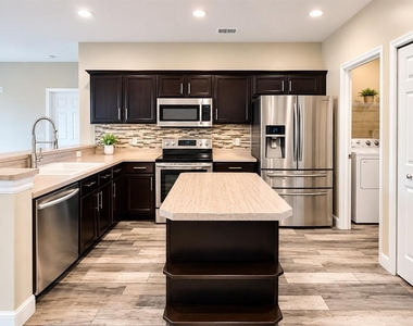 3180 Winding Trail - Photo Thumbnail 5