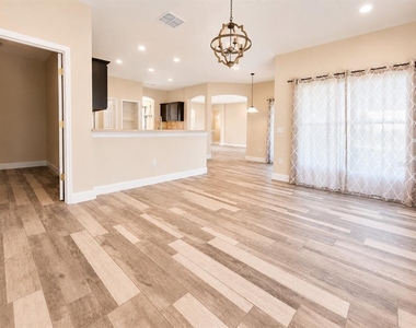 3180 Winding Trail - Photo Thumbnail 11