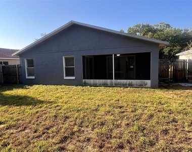 2005 N Lake Eloise Drive - Photo Thumbnail 22