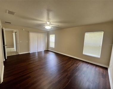 2005 N Lake Eloise Drive - Photo Thumbnail 8