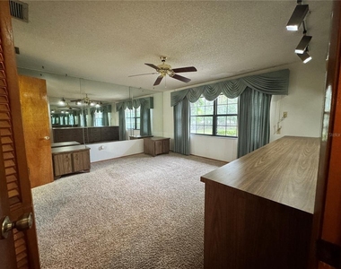 8225 E Highway 25 - Photo Thumbnail 11