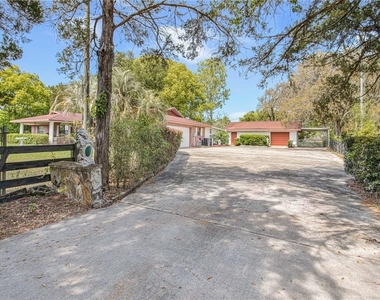 8225 E Highway 25 - Photo Thumbnail 3