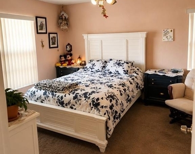 2351 Gimlet Avenue - Photo Thumbnail 6