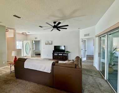 2360 Nw 53rd Avenue Road - Photo Thumbnail 4