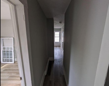 452 W 8th Street - Photo Thumbnail 5