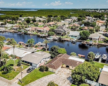 4149 Floramar Terrace - Photo Thumbnail 10