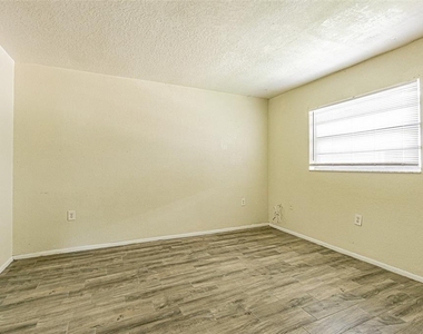 4149 Floramar Terrace - Photo Thumbnail 19