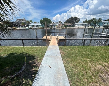 4149 Floramar Terrace - Photo Thumbnail 33