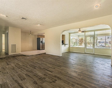 4149 Floramar Terrace - Photo Thumbnail 14