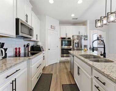 1840 Napoli Drive - Photo Thumbnail 15