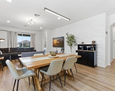 1840 Napoli Drive - Photo Thumbnail 18