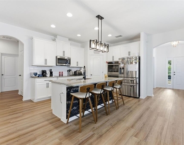 1840 Napoli Drive - Photo Thumbnail 14
