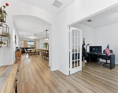 1840 Napoli Drive - Photo Thumbnail 8
