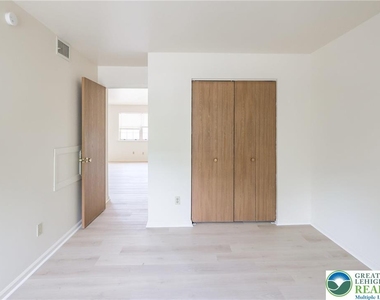 1464 Cedar Crest Avenue - Photo Thumbnail 26