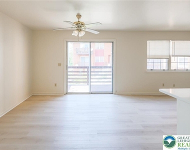 1464 Cedar Crest Avenue - Photo Thumbnail 13
