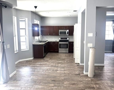 862 Jade Forest Avenue - Photo Thumbnail 2