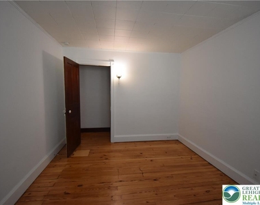 204 N 9th Street - Photo Thumbnail 25