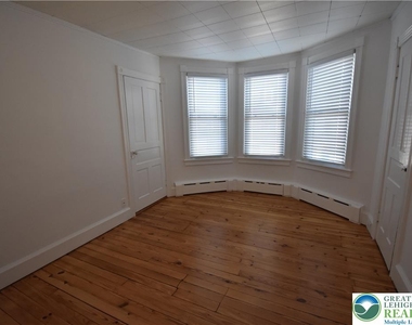 204 N 9th Street - Photo Thumbnail 24