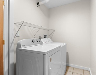 1229 Fern Drive - Photo Thumbnail 16