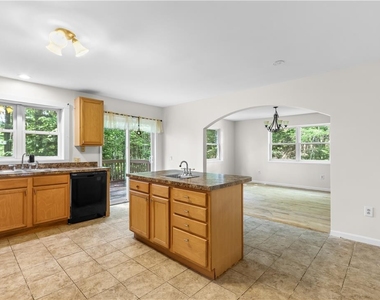 1229 Fern Drive - Photo Thumbnail 9