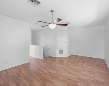 13121 Zori Lane - Photo Thumbnail 25