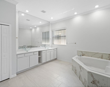 13121 Zori Lane - Photo Thumbnail 21