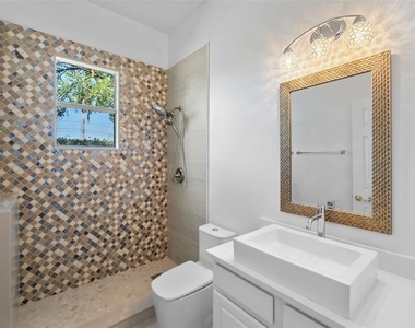 13121 Zori Lane - Photo Thumbnail 15