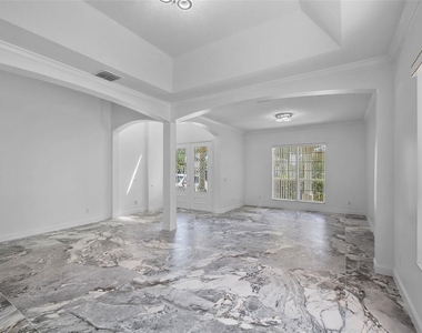 13121 Zori Lane - Photo Thumbnail 6