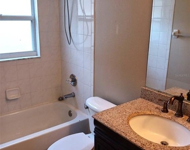 4617 Newbourne Way - Photo Thumbnail 13
