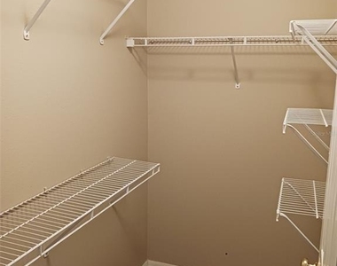 4617 Newbourne Way - Photo Thumbnail 19