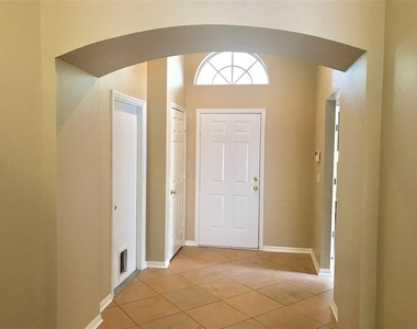 4617 Newbourne Way - Photo Thumbnail 2