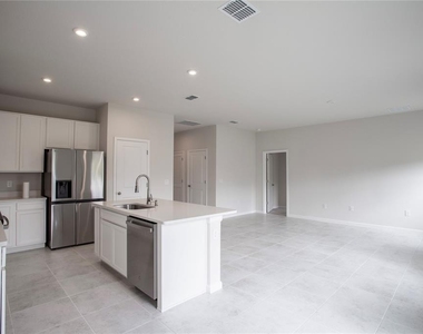 1270 Whispering Lane - Photo Thumbnail 30