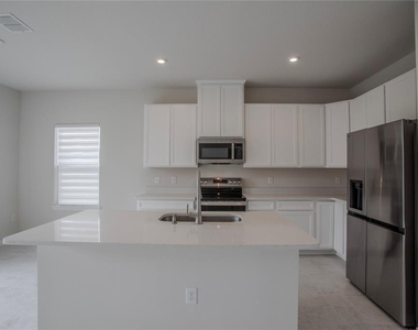 1270 Whispering Lane - Photo Thumbnail 28
