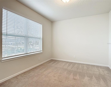 1823 Summer Serenity Drive - Photo Thumbnail 5