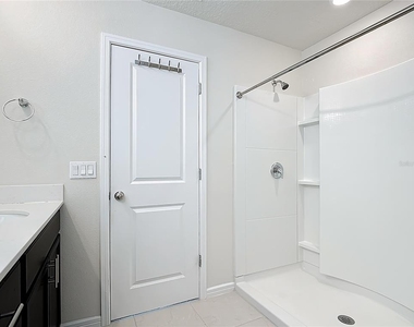 1823 Summer Serenity Drive - Photo Thumbnail 30