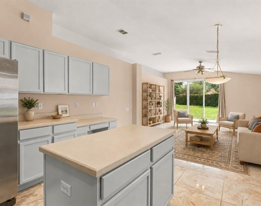 11355 Arborside Bend Way - Photo Thumbnail 3